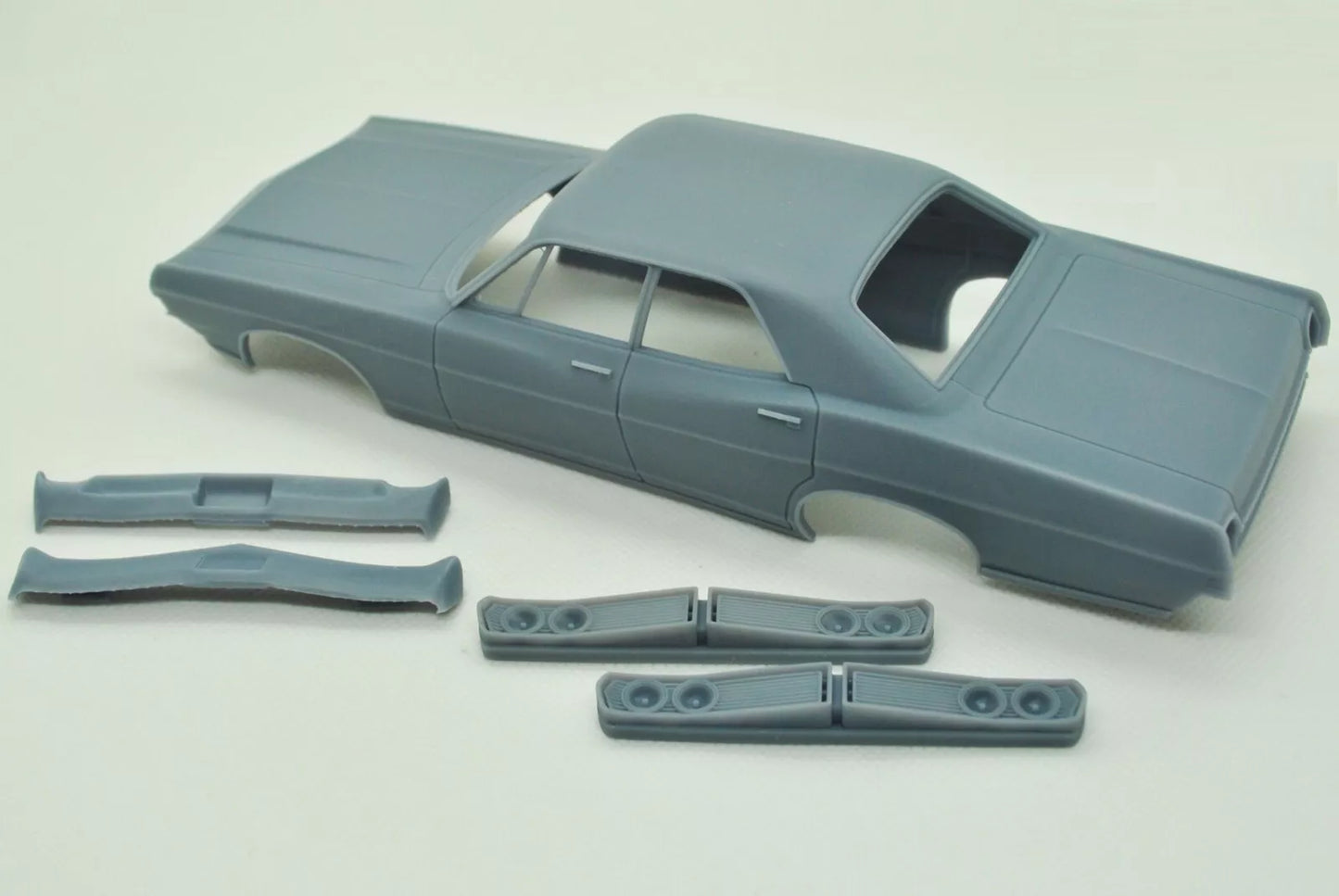 1/25 3D-Druckharzbausatz Ford Galaxie 500 4-Türer-Limousine