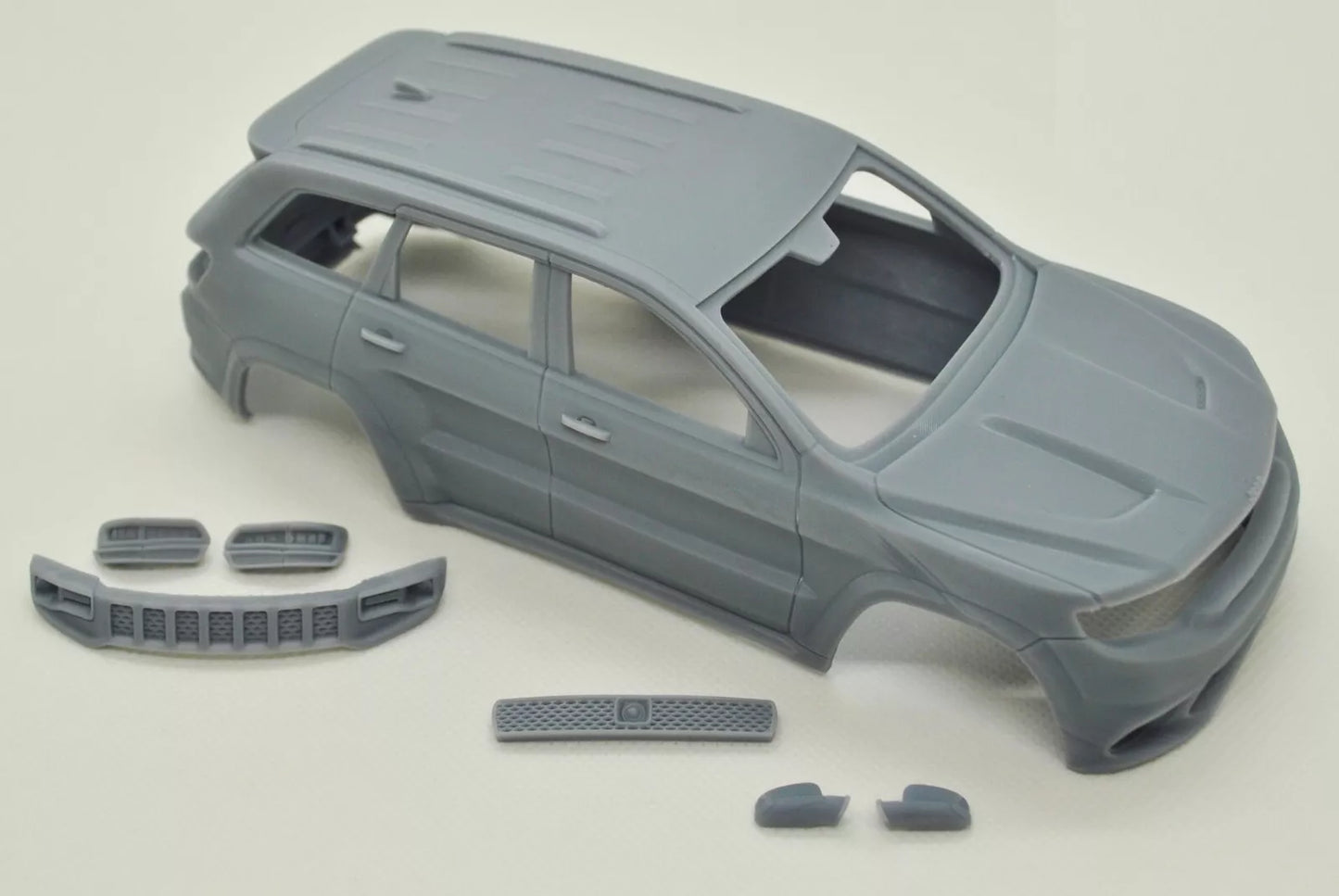 1/25 3D-Druckharz, NICHT GEGOSSEN, Bausatz Jeep Grand Cherokee Trackhawk