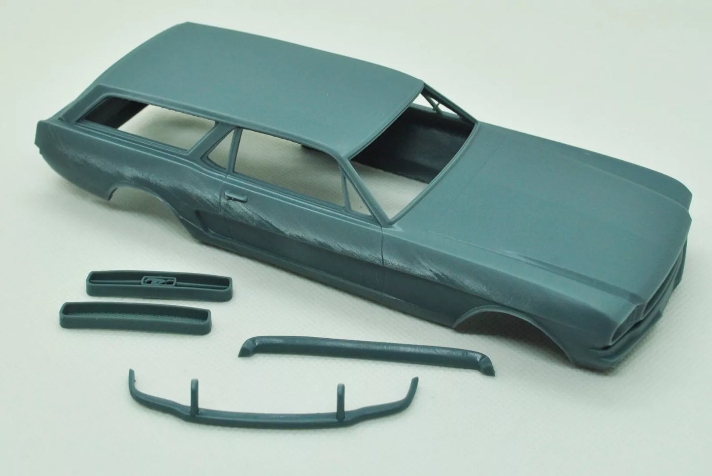 1/24 3D-Druck Harz NICHT GEGOSSEN Karosserie Transkit Ford Mustang 1965 Shooting Brake für Revell