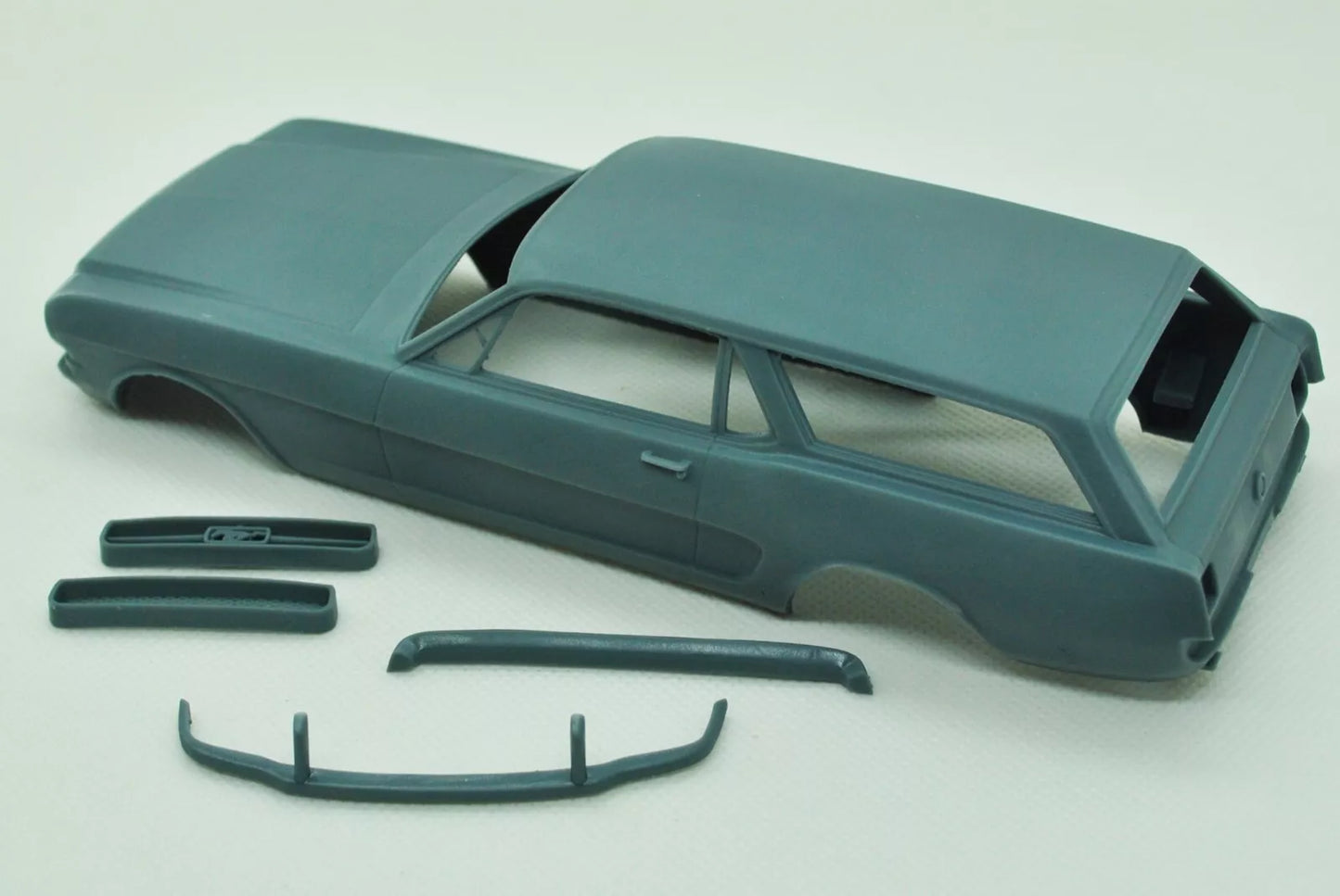 1/24 3D-Druck Harz NICHT GEGOSSEN Karosserie Transkit Ford Mustang 1965 Shooting Brake für Revell