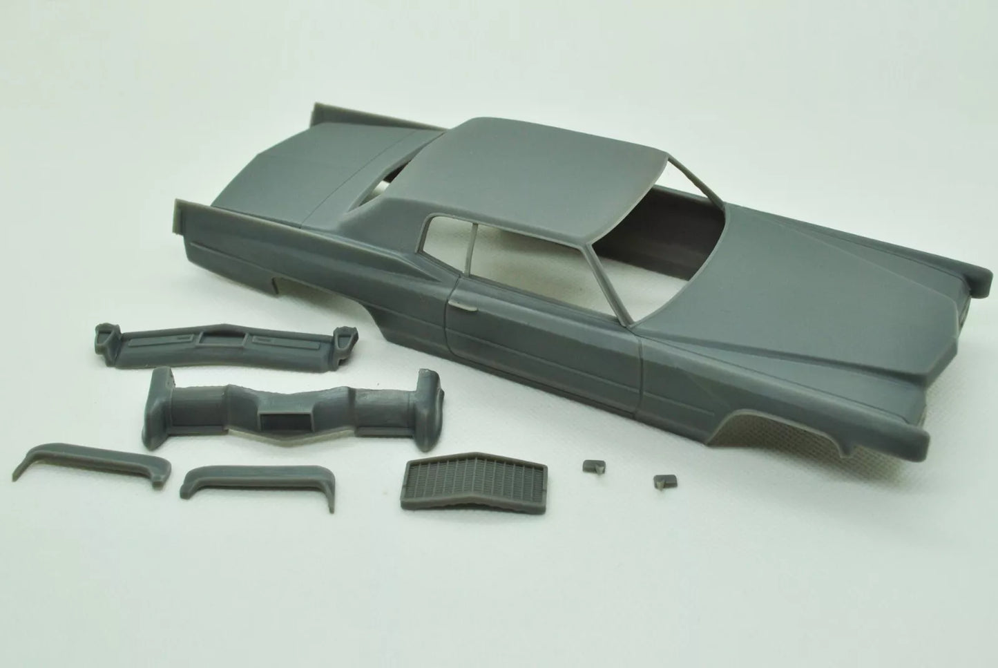1/25 3D-Druck-Harzbausatz Cadillac Deville Coupe 1970