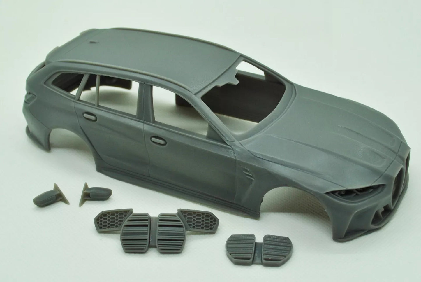 1/24 3D-Druck-Harz-Kit NICHT GEGOSSEN BMW M3 G81 Touring