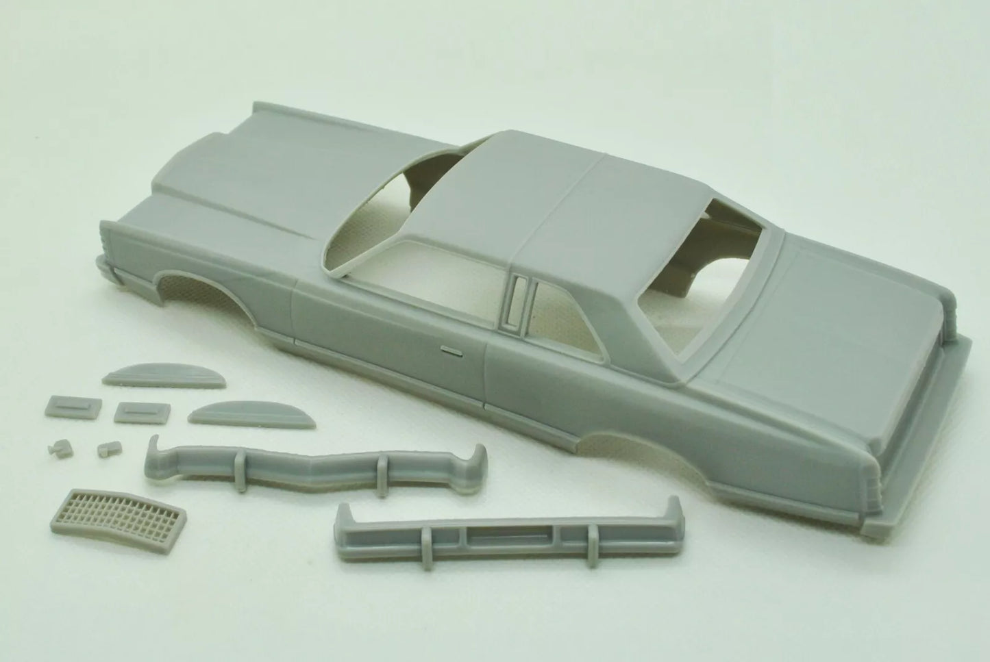 1/25 3D-Druck-Harzbausatz Ford LTD 1978 Landau 2Door