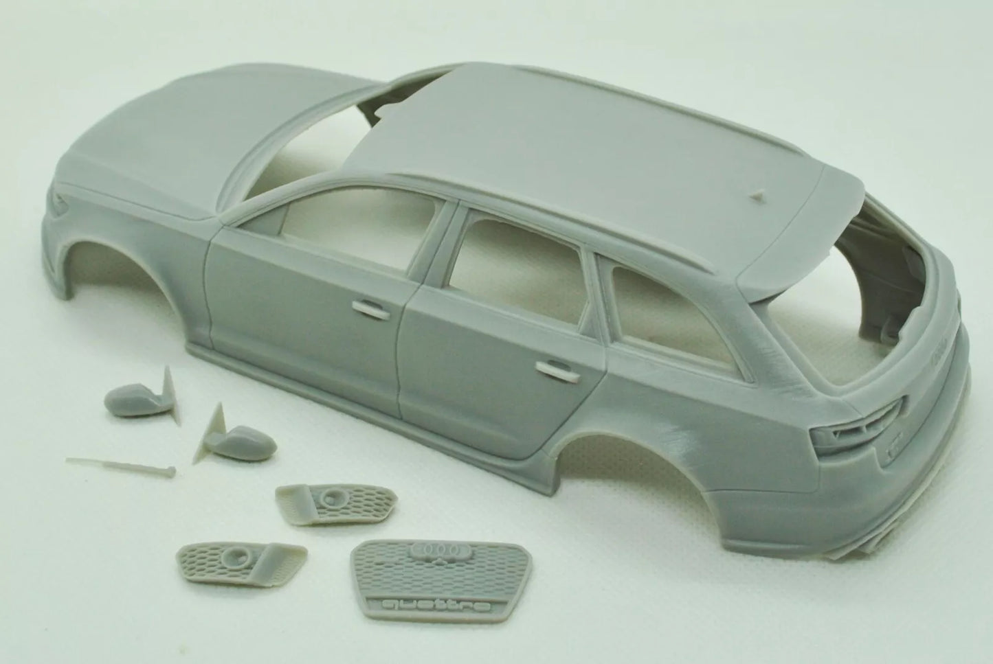 1/24 3D-Druckharzbausatz Audi RS6 C7