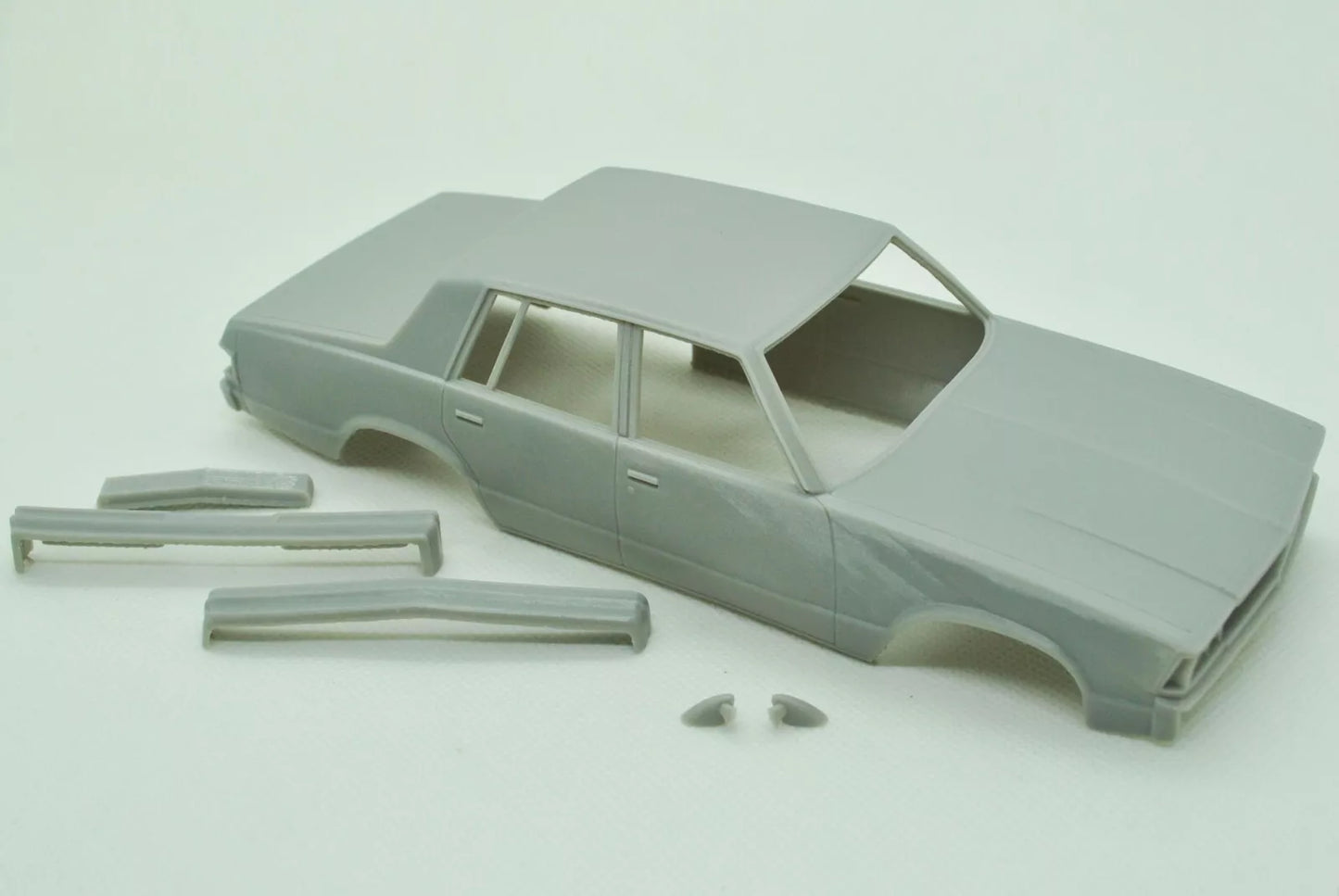 1/25 3D-Druck-Harzbausatz Chevrolet Malibu 4-Türer 1980