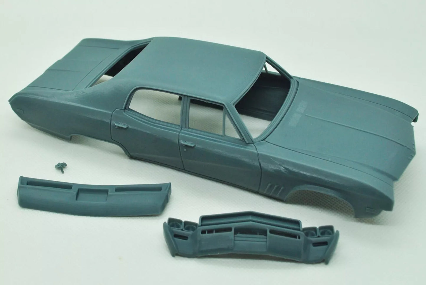 1/25 3D-Druck-Harzbausatz Buick Skylark 4-türige Limousine 1969