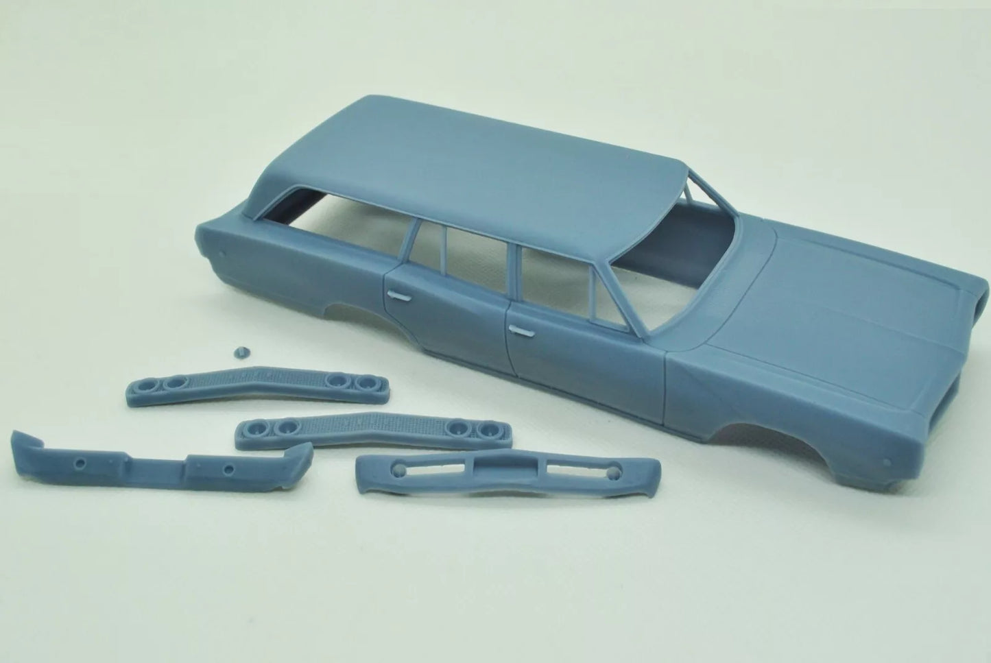 1/25 3D-Druck-Harzbausatz Dodge Coronet Wagon 1968