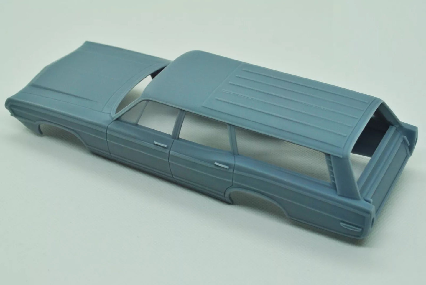 1/25 3D-Druck-Harzbausatz Ford Country Squire 1968