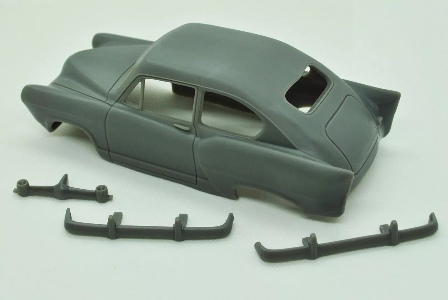 1/25 3D-Druck-Harzbausatz Henry J 1951