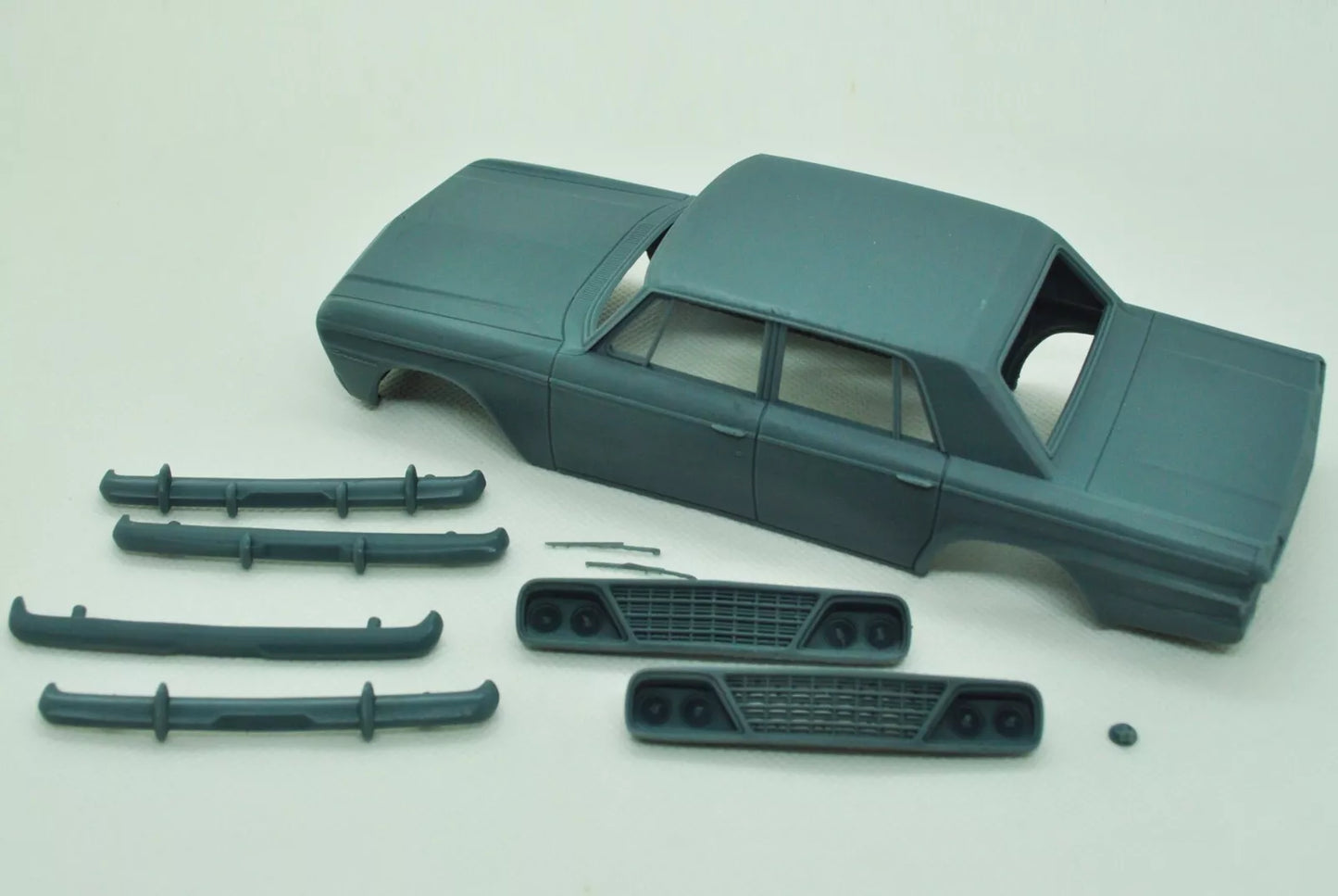 1/25 3D-Druck-Harzbausatz Studebaker Commander 4 Türen 1964