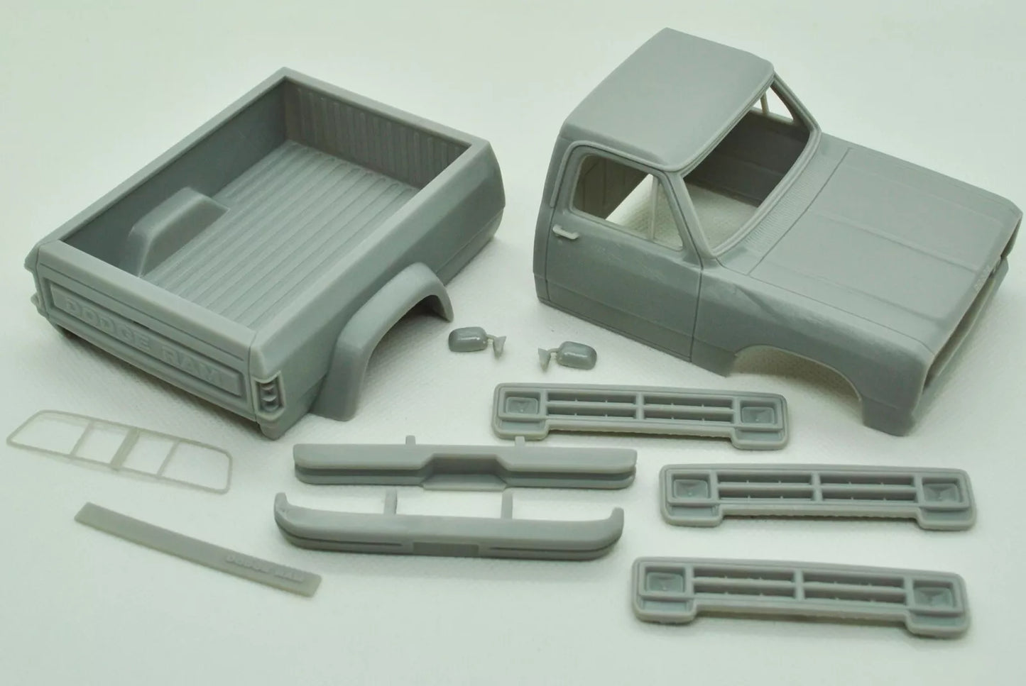 1/25 3D-Harzdruck Dodge Ram W150 Dually 1983 Bausatz