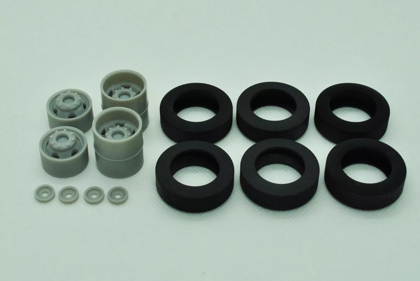 1/25 3D-Harzdruck Dodge Ram W150 Dually 1983 Bausatz