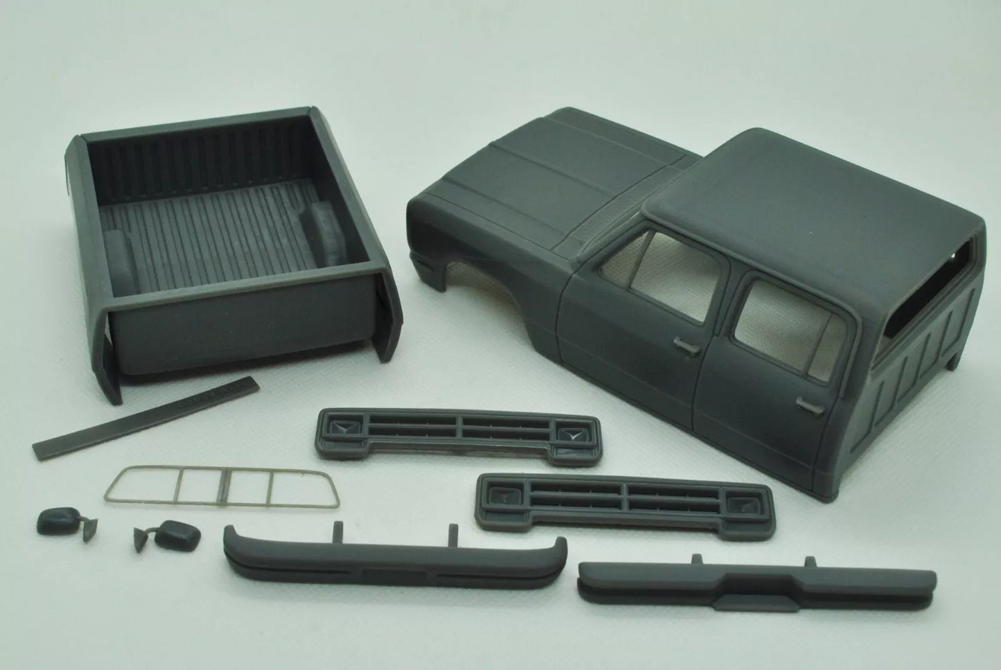 1/25 3D-Druckharz, NICHT GEGOSSEN, Bausatz Dodge Ram W350 Crew Cab 1985