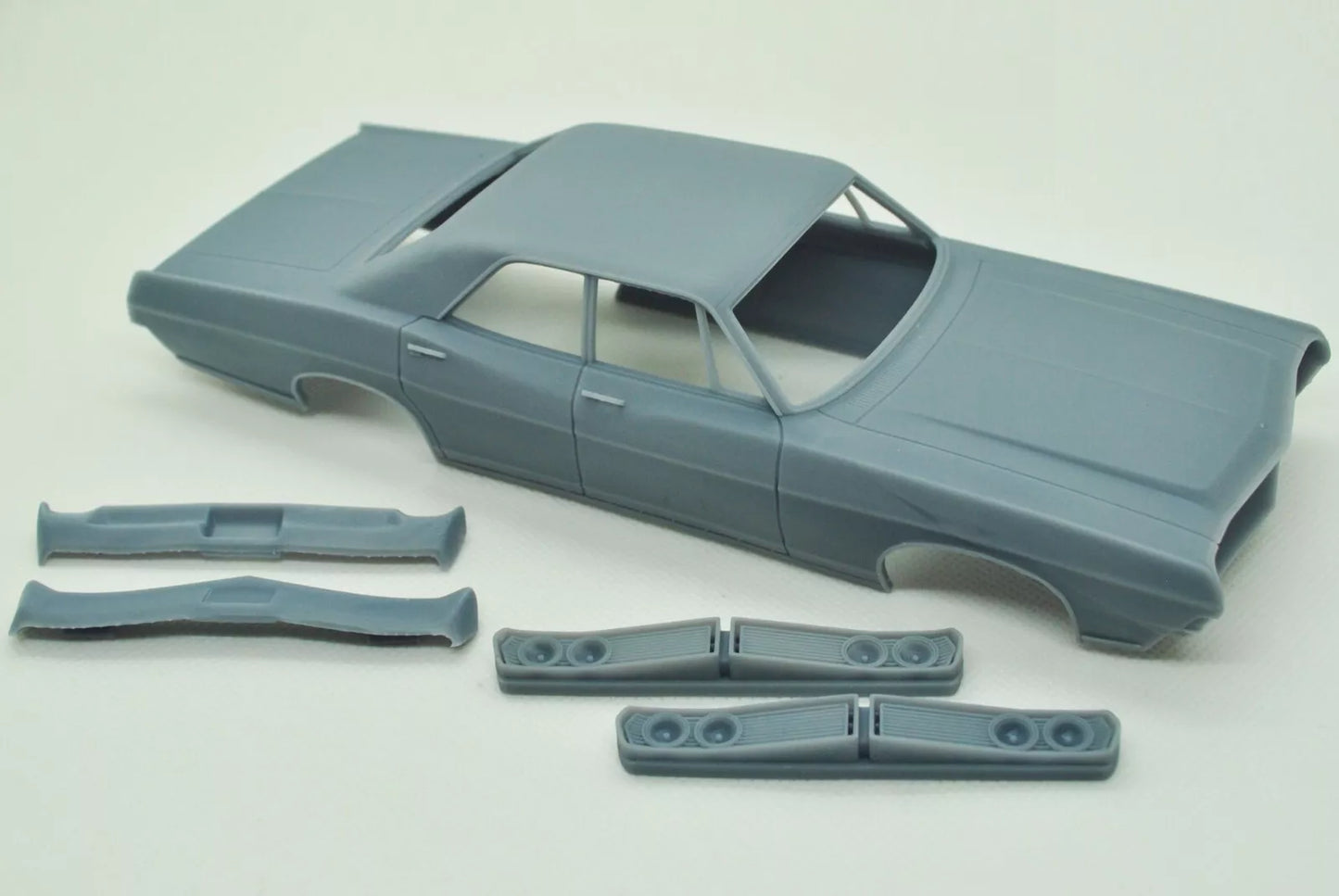 1/25 3D-Druckharzbausatz Ford Galaxie 500 4-Türer-Limousine