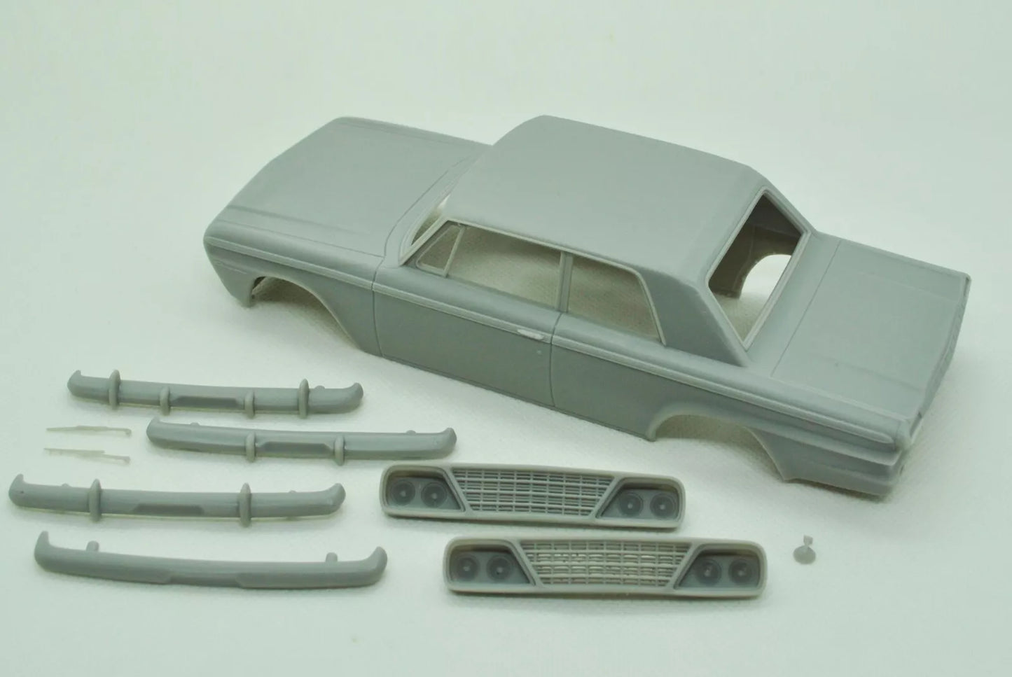 1/25 3D-Druck-Harzbausatz Studebaker Daytona 2 Türen 1964