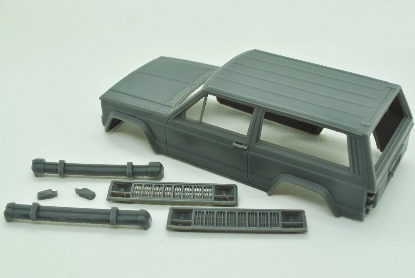 1/25 3D-Druckharz, NICHT GEGOSSEN, Bausatz Jeep Cherokee XJ 3-Türer, 1984