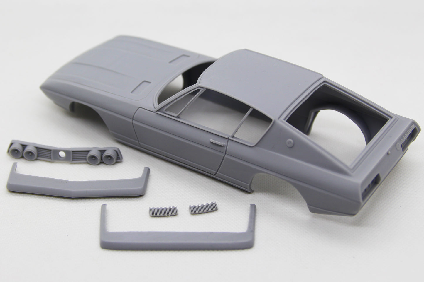 1/24 3D print resin kit BMW 2800 GTS 1969