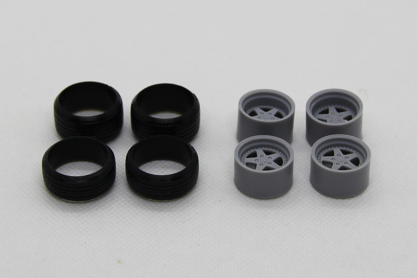 1/24 3D print resin kit BMW 5 Series (E28) stance version with BBS Kerscher RX wheels