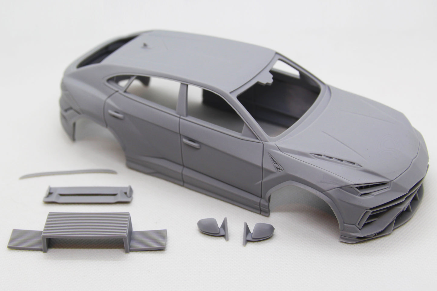 1/24 3D print resin kit Lamborghini Urus 2020