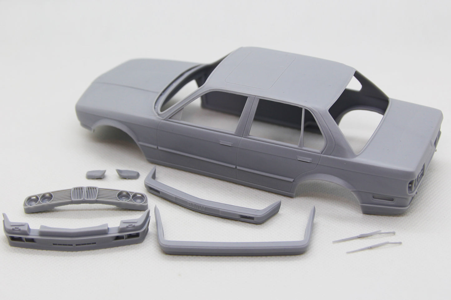 1/24 3D print resin kit BMW E30 Sedan Late version
