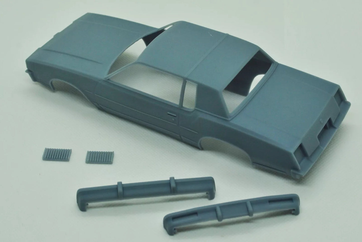 1/25 3D-Druck-Harzbausatz Oldsmobile Cutlass Supreme 1980