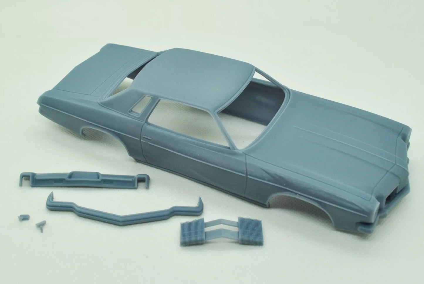 1/25 3D-Druckharz, NICHT GEGOSSEN, Bausatz Oldsmobile Cutlass 1973